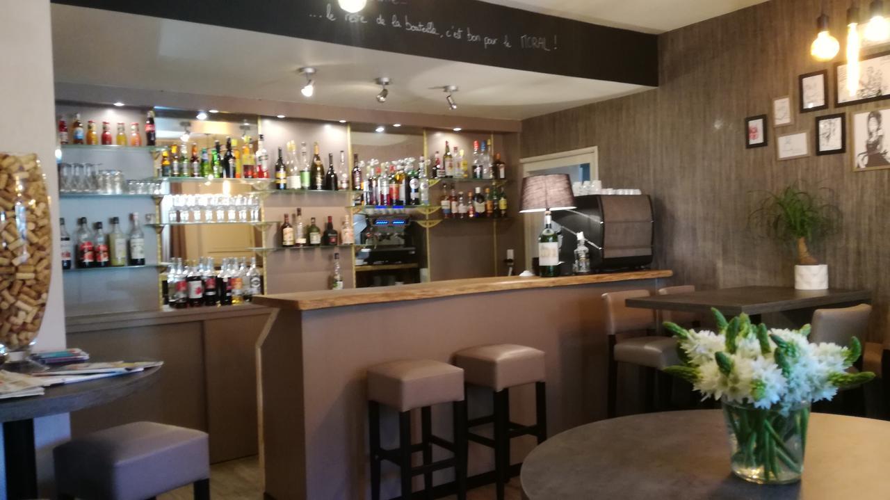 Hotel-Restaurant Le Sorgia 沃尔斯河畔的贝勒加德 外观 照片
