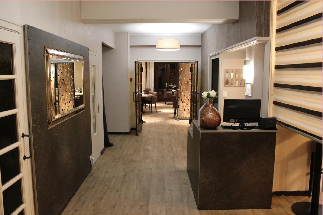 Hotel-Restaurant Le Sorgia 沃尔斯河畔的贝勒加德 外观 照片